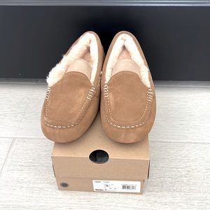 UGG Ansley Moccasin Slipper New in Box